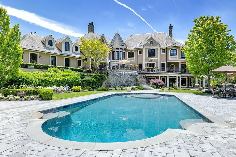 JORDAN BELFORT'S LONG ISLAND ESTATE Notable Distinction